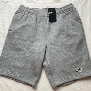 NWT Nike SB Icon Fleece Skate Shorts Heather Gray Size Large Men's Athleisure